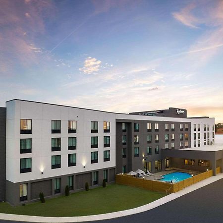 Radisson Hotel West Memphis Bagian luar foto
