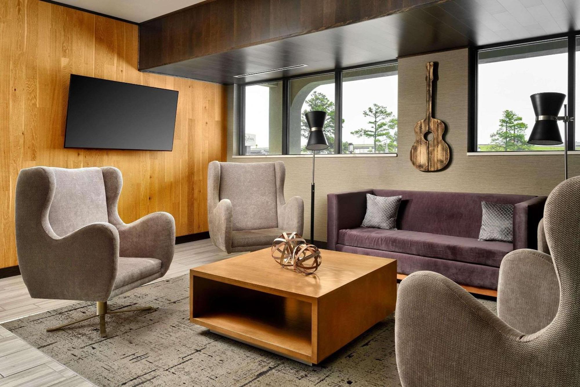 Radisson Hotel West Memphis Bagian luar foto