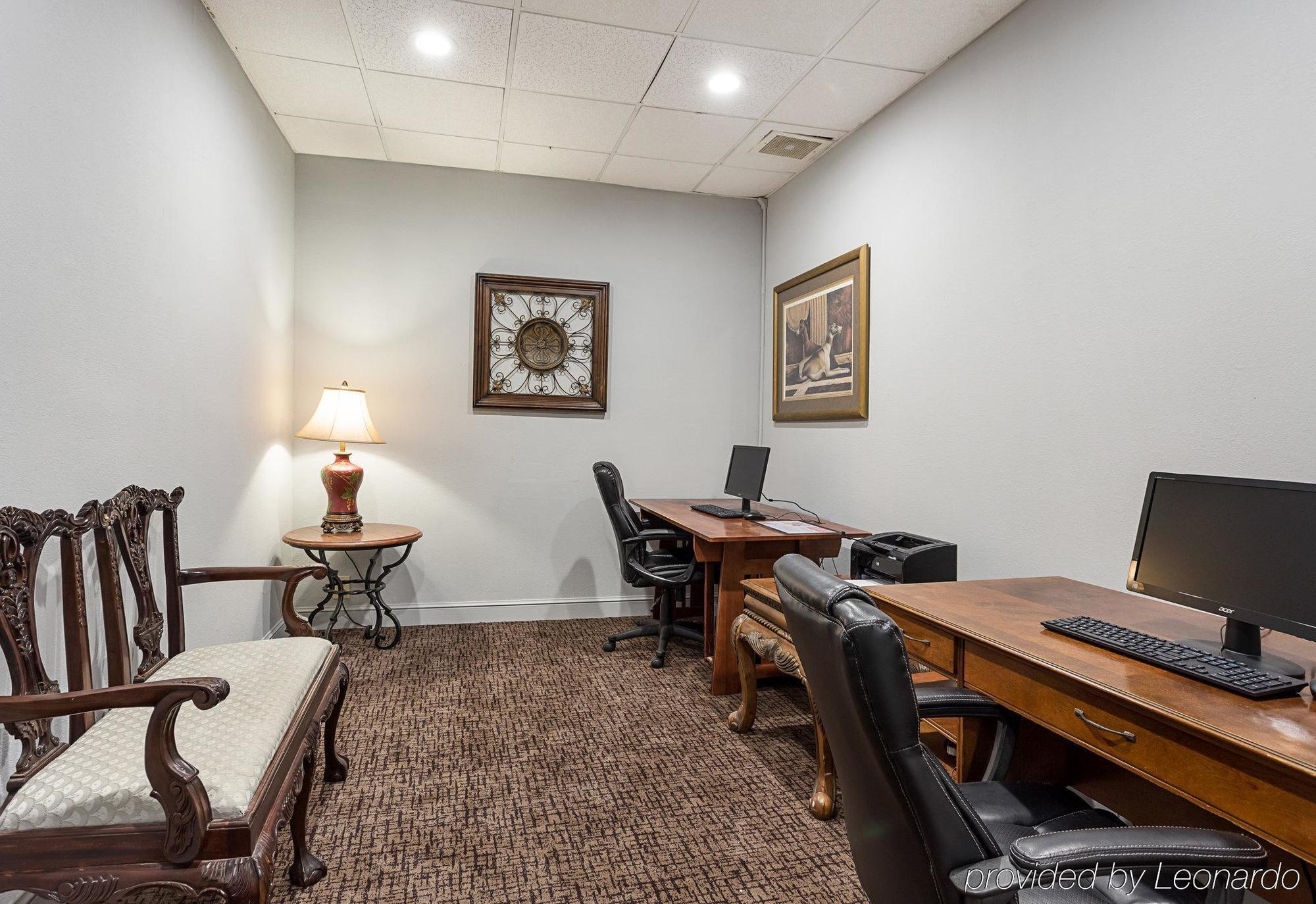 Radisson Hotel West Memphis Bagian luar foto